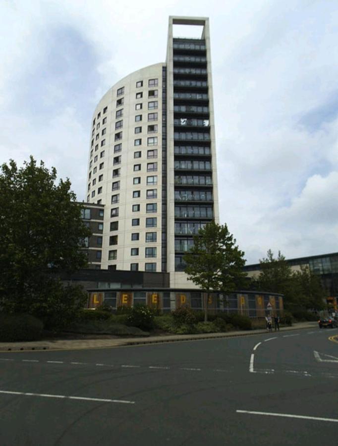 Leeds City Centre Apartment Life Buitenkant foto