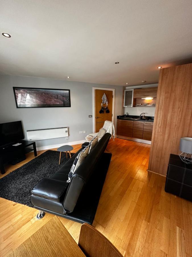 Leeds City Centre Apartment Life Buitenkant foto